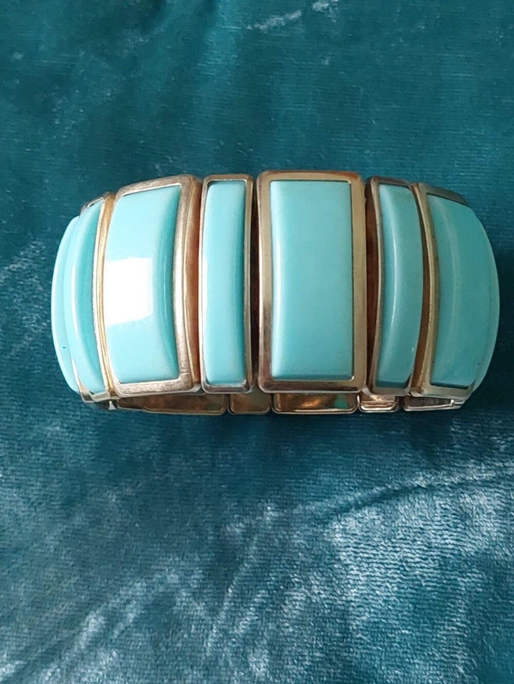 Vintage Costume Turquoise And Gold Color Stretch Bangle